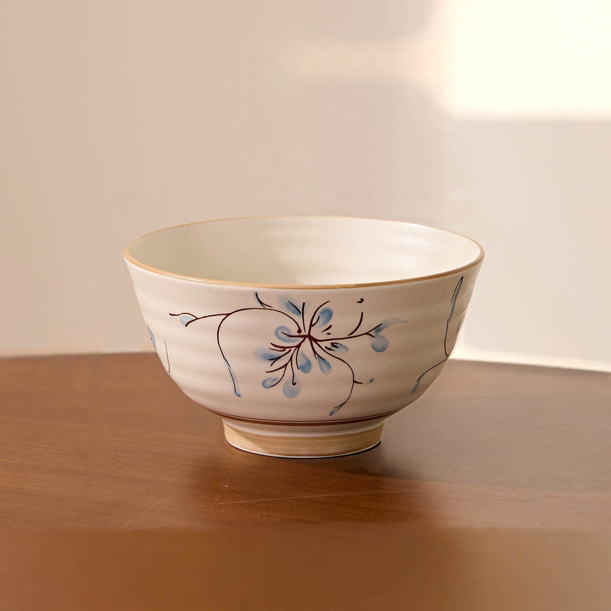 Simple Retro – 6 in Noodle Bowl · 1 piece, on a table.
