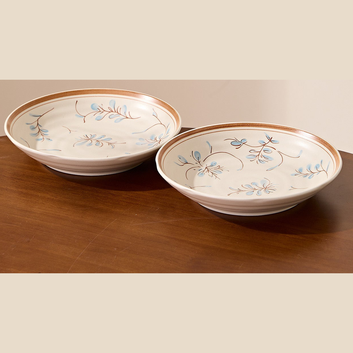 Simple Retro 8 in plates, 2 pieces