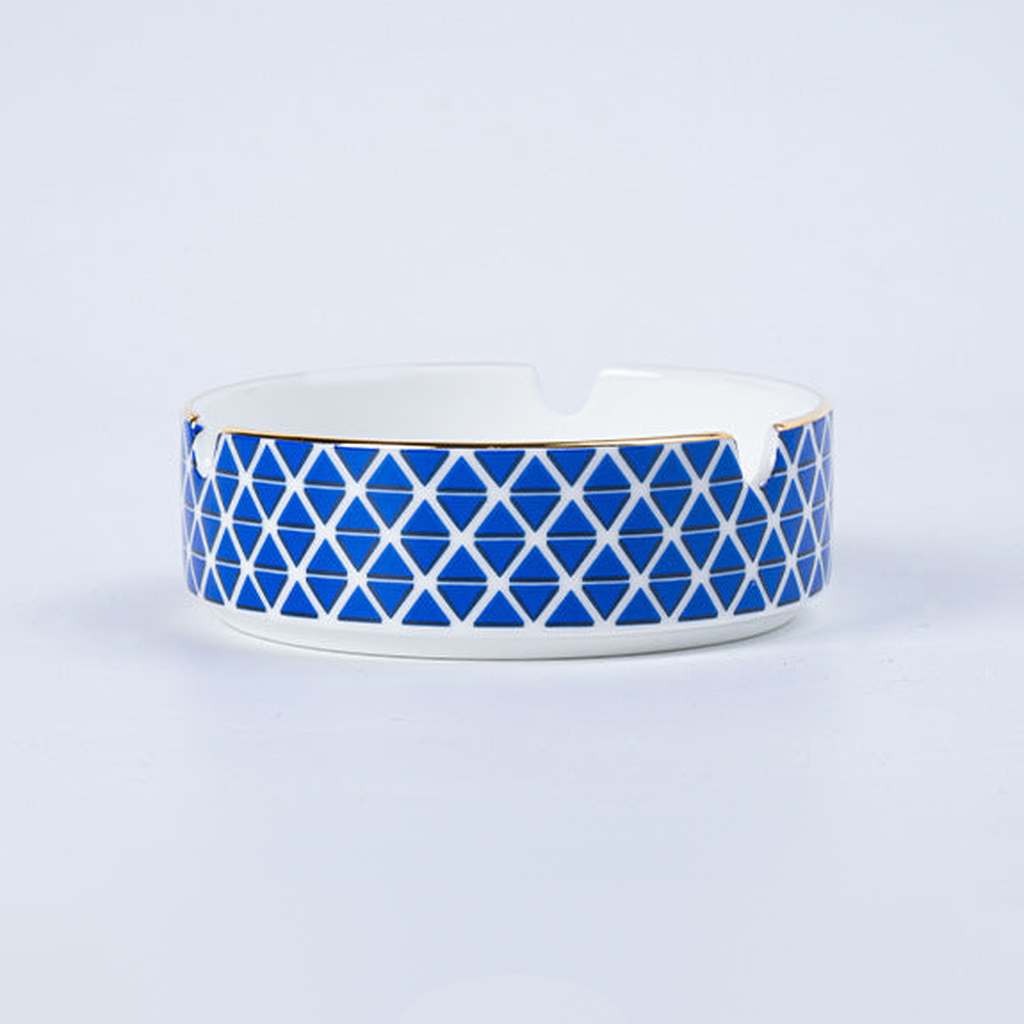 Dongli Youran Bone Porcelain – Ashtray · 1 piece.