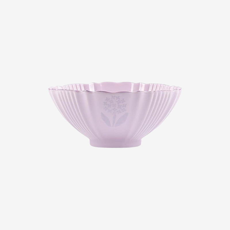 Dou hat soup bowl, shown on its own against a plain light background.
