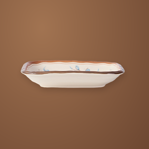 Simple Retro 8.5 in square plate, 1 piece, from the side