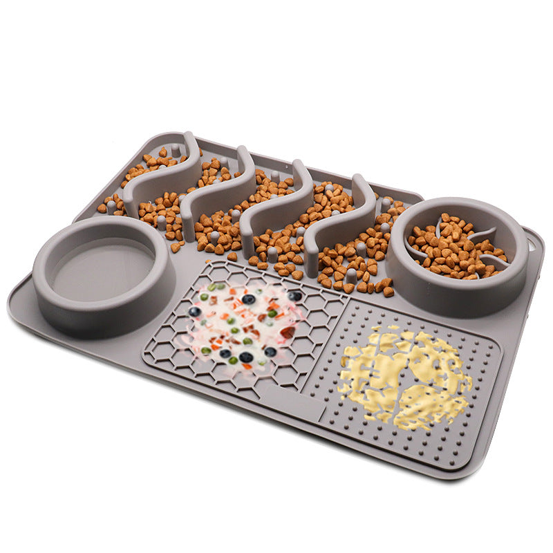 Large tray in Gray with kibble in the channels and wet food on the honeycomb panel