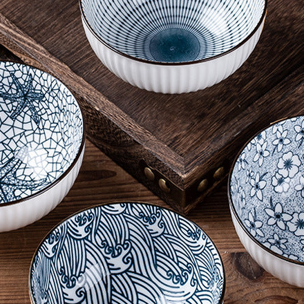 Yamada Japanese Dishes Set, a closer look at the pieces.